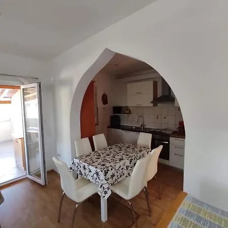 Apartment Amans *