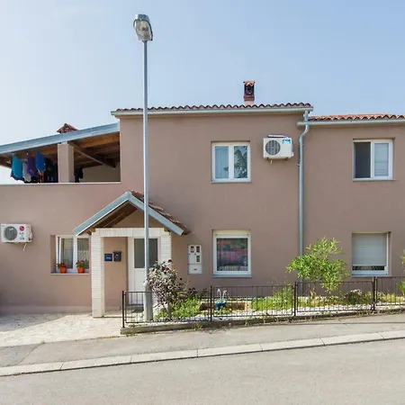 Apartment Amans