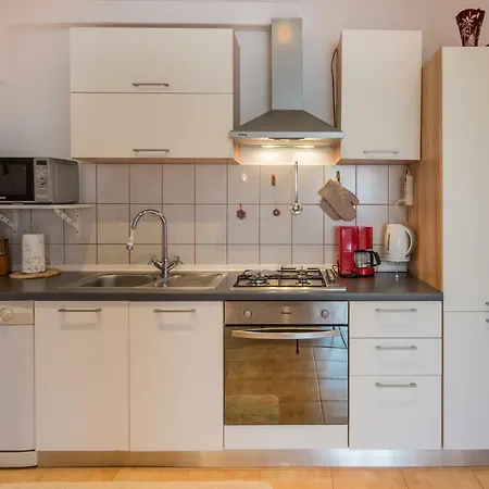 Amans Apartamento Pula